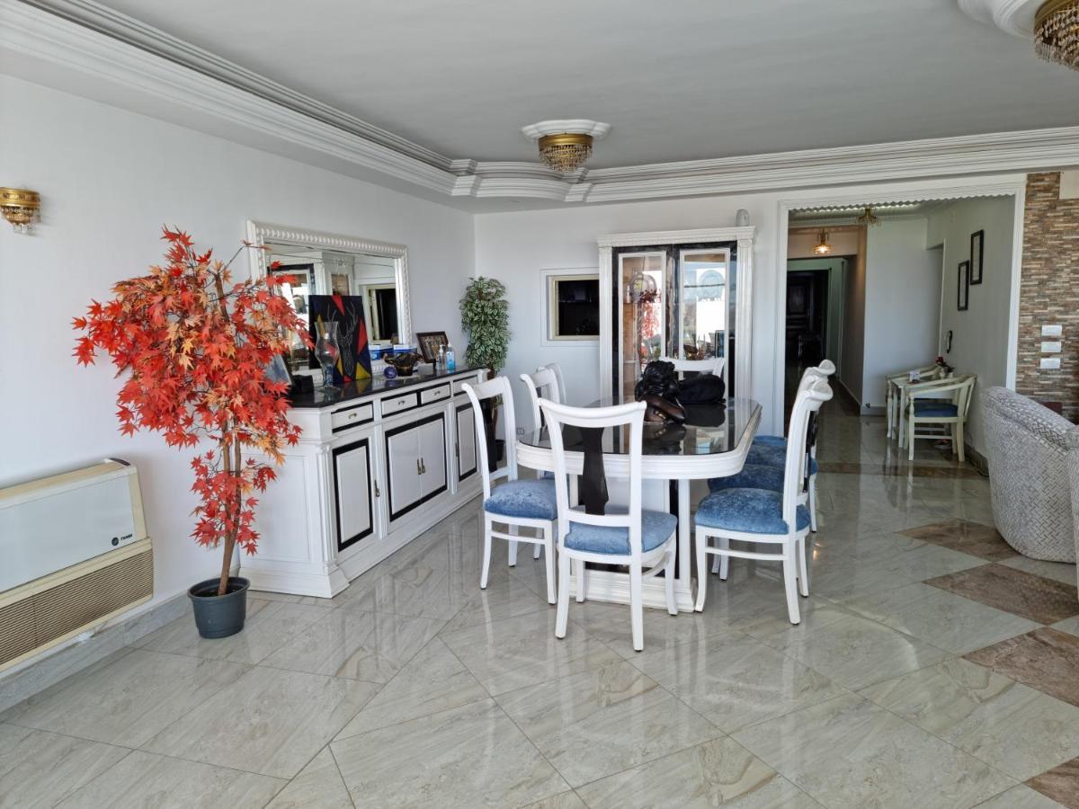 Amazing Nile View And Pyramids Apartment ไคโร ภายนอก รูปภาพ