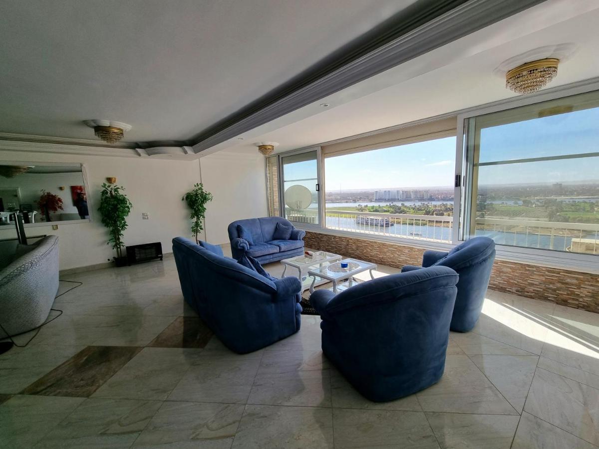 Amazing Nile View And Pyramids Apartment ไคโร ภายนอก รูปภาพ